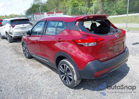 2019 Nissan Kicks Sr from USA, damaged, VIN 3N1CP5CU2KL493953